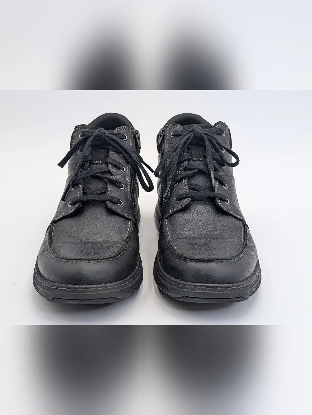 Clarks Ultimate Comfort Boots Size 11.5 Men Black Leather With Easy Side Zipper